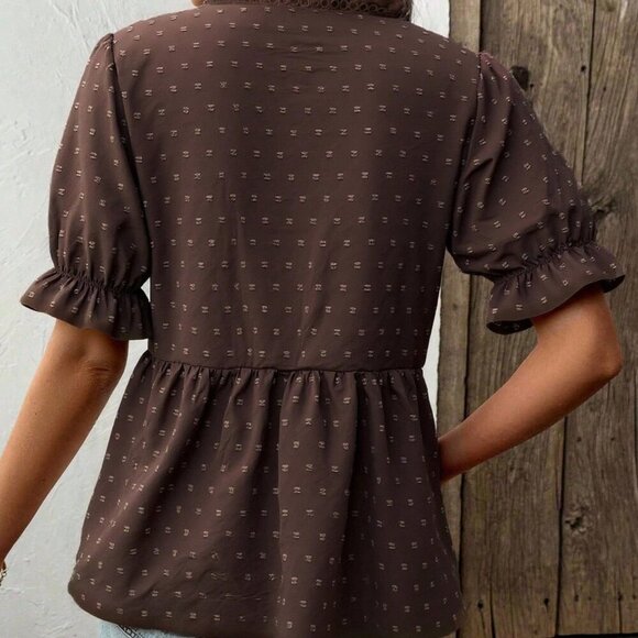 Coffee Brown Cute Women's Cutout V-Neck Puff Sleeve Blouse - Picture 2 of 6